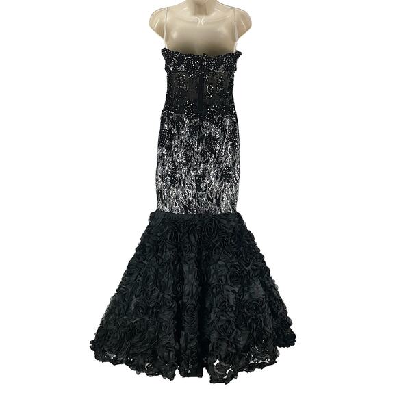 Xtreme Strapless Lace Sequin Mermaid Evening Gown 3D Floral Petal Size 6 - Picture 8 of 13